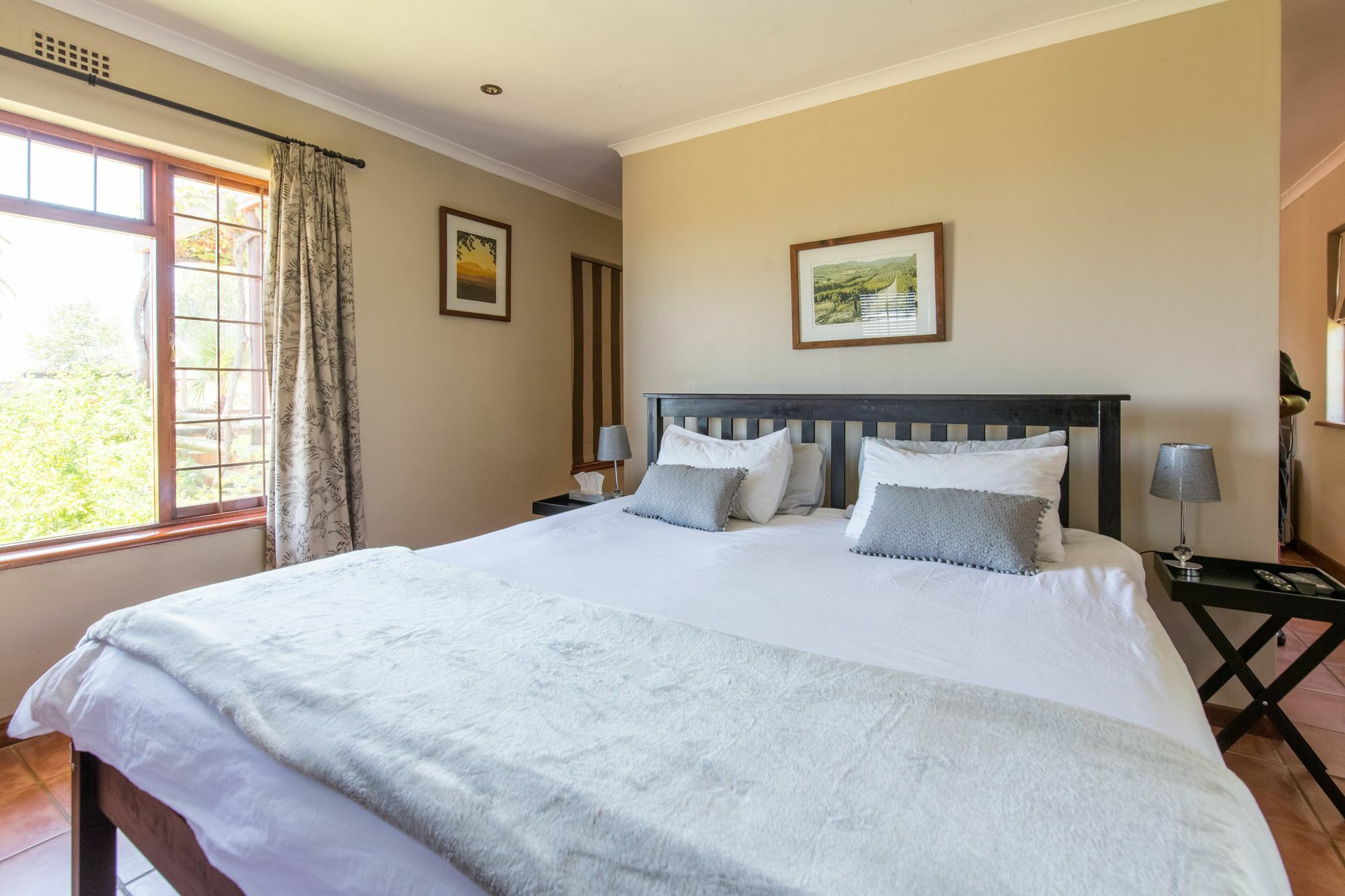 Dirtopia Trail Lodge สเตลเลนบอช ภายนอก รูปภาพ