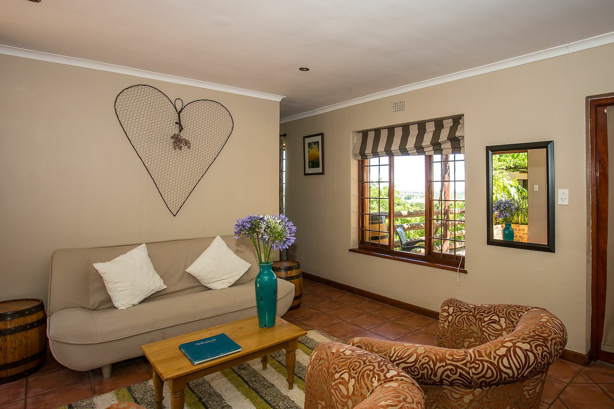 Dirtopia Trail Lodge สเตลเลนบอช ภายนอก รูปภาพ